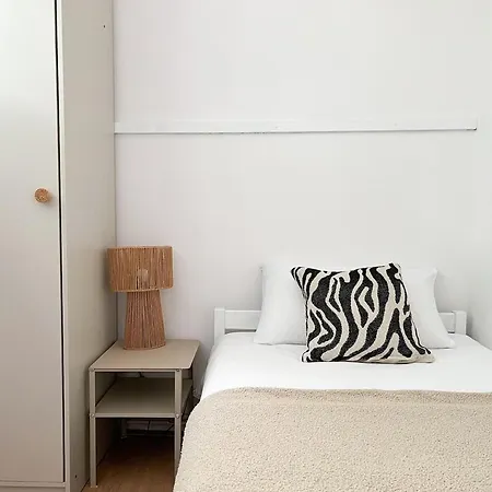 Urban Jungle Apartment 2